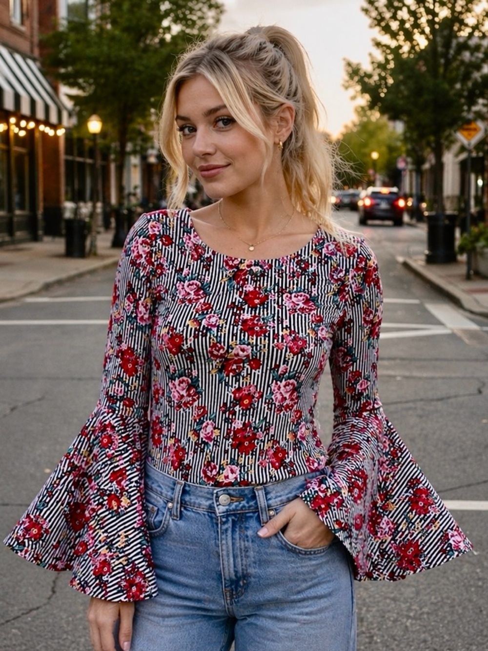 Hot Kiss Floral Fitted Sweetheart Neck Double Ruffled Bell 1/4 Long Sleeves S - Picture 1 of 9